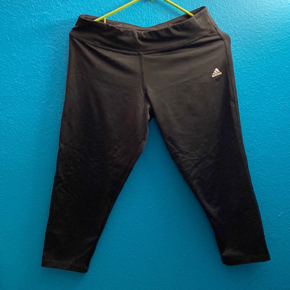 Adidas cropped black athletic pants
